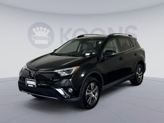 Used 2018 Toyota RAV4 XLE image 1
