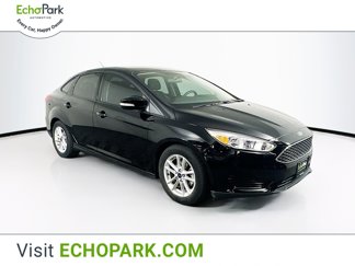 Used 2017 Ford Focus SE image 1