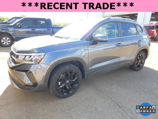 Used 2022 Volkswagen Taos SE image 1