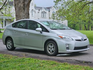Used 2010 Toyota Prius Five image 1