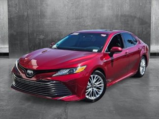 Used 2018 Toyota Camry XLE image 1