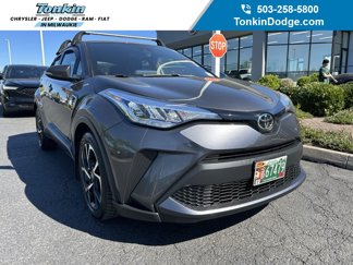 Used 2021 Toyota C-HR XLE image 1