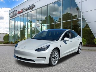 Used 2020 Tesla Model 3 Standard Range image 1