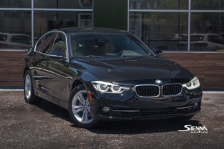 Used 2018 BMW 330i Sedan image 1