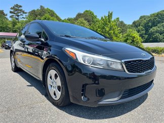 Used 2017 Kia Forte LX image 1