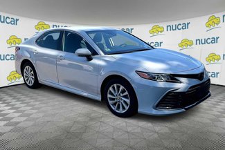 Used 2022 Toyota Camry LE image 1