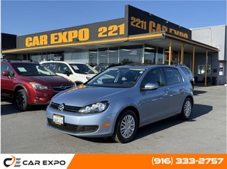 Used 2010 Volkswagen Golf 4-Door image 1