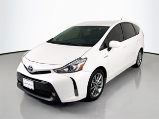 Used 2015 Toyota Prius V Five image 1