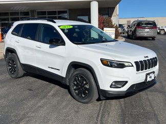 Certified 2023 Jeep Cherokee Altitude Lux image 1