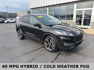 Used 2022 Ford Escape SE w/ SE Sport Appearance Package image 1