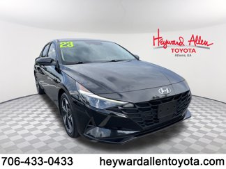 Used 2023 Hyundai Elantra SEL w/ Convenience Package image 1