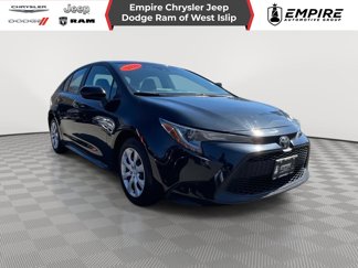 Used 2021 Toyota Corolla LE image 1