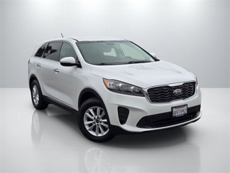 Used 2020 Kia Sorento LX image 1
