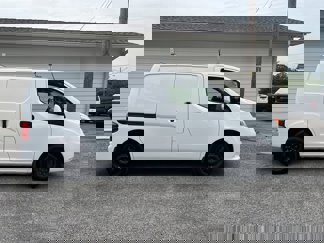 Used 2020 Nissan NV200 SV image 1