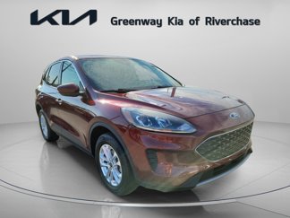 Used 2021 Ford Escape SE image 1