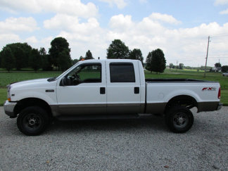 Used 2002 Ford F250 Lariat image 1