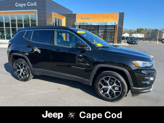Used 2024 Jeep Compass Limited w/ Sun and Sound Group image 1