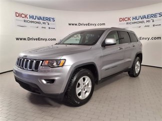 Used 2017 Jeep Grand Cherokee Laredo image 1