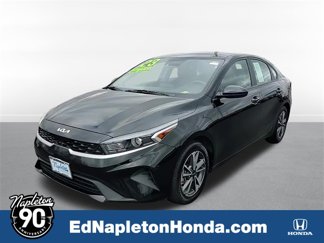Used 2023 Kia Forte LXS image 1