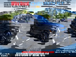 Used 2021 Chevrolet TrailBlazer LT w/ Sun and Liftgate Package image 1