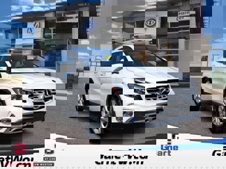 Used 2019 Mercedes-Benz GLA 250 4MATIC image 1