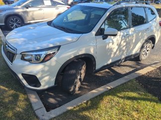 Used 2020 Subaru Forester Premium image 1