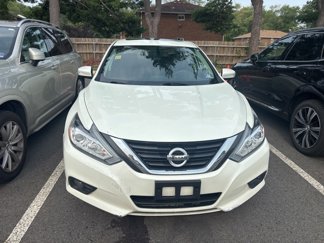 Used 2016 Nissan Altima 2.5 SV w/ Convenience Package image 1