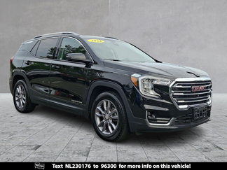Certified 2022 GMC Terrain SLT w/ Infotainment Package II image 1