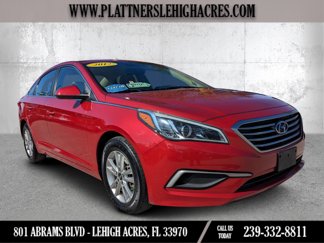 Used 2017 Hyundai Sonata SE image 1