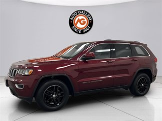 Used 2018 Jeep Grand Cherokee Laredo image 1