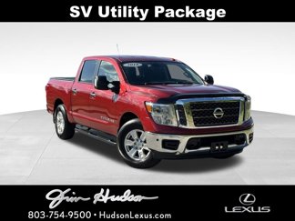 Used 2018 Nissan Titan SV image 1