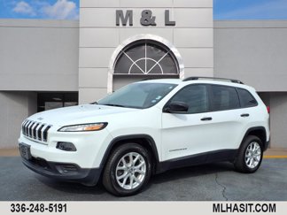 Used 2017 Jeep Cherokee Sport image 1