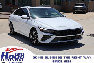 New 2025 Hyundai Elantra SEL image 1
