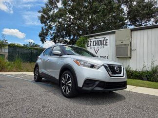 Used 2019 Nissan Kicks SV image 1