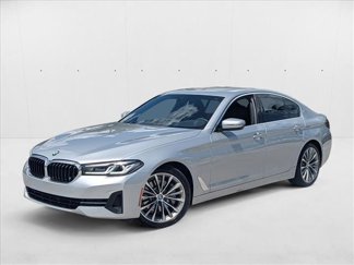 Used 2021 BMW 530i image 1