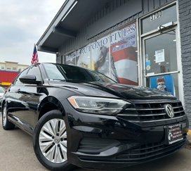 Used 2019 Volkswagen Jetta S image 1