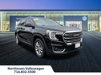 Used 2022 GMC Terrain SLT w/ Infotainment Package II image 1