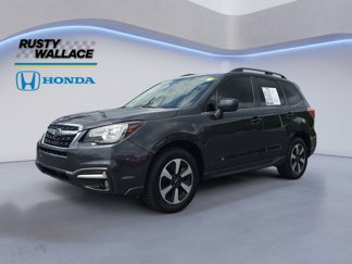 Used 2017 Subaru Forester 2.5i Limited image 1