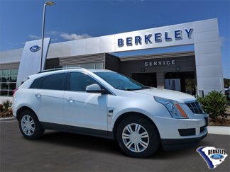 Used 2011 Cadillac SRX Luxury image 1