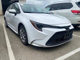 Used 2022 Toyota Corolla LE image 1