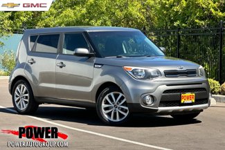 Used 2018 Kia Soul + image 1