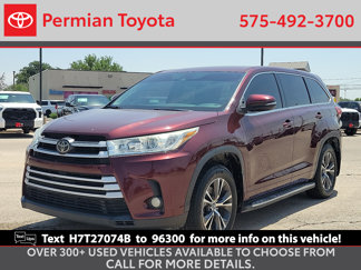 Used 2018 Toyota Highlander LE image 1