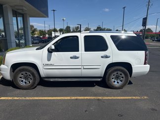 Used 2007 GMC Yukon Denali image 1