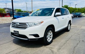 Used 2013 Toyota Highlander FWD image 1