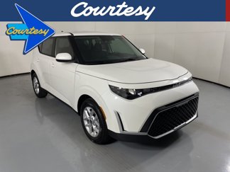 New 2025 Kia Soul LX image 1