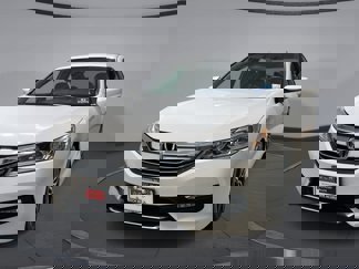 Used 2017 Honda Accord Sport image 1