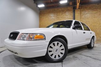 Used 2011 Ford Crown Victoria Police Interceptor w/ Base Police Prep Strobe Pkg image 1