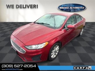 Used 2019 Ford Fusion SE image 1