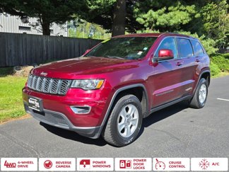 Used 2017 Jeep Grand Cherokee Laredo image 1