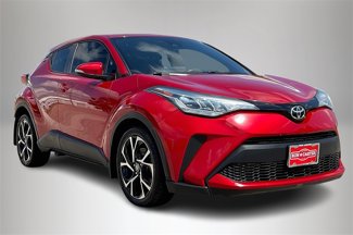 Used 2021 Toyota C-HR XLE video 1